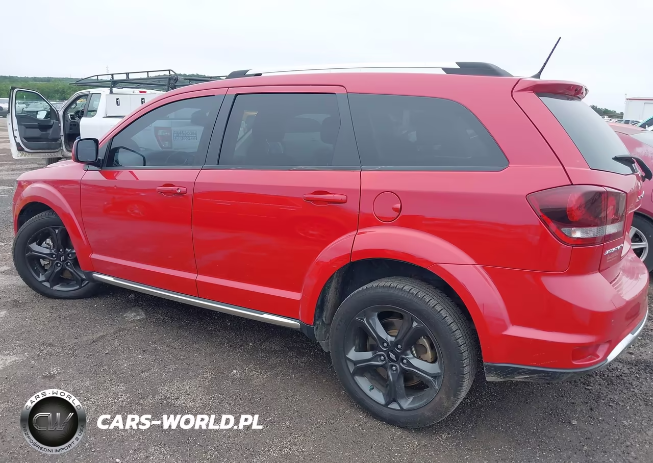 2018 Dodge Journey Crossroad VIN:3C4PDCGB8JT288561 - 14