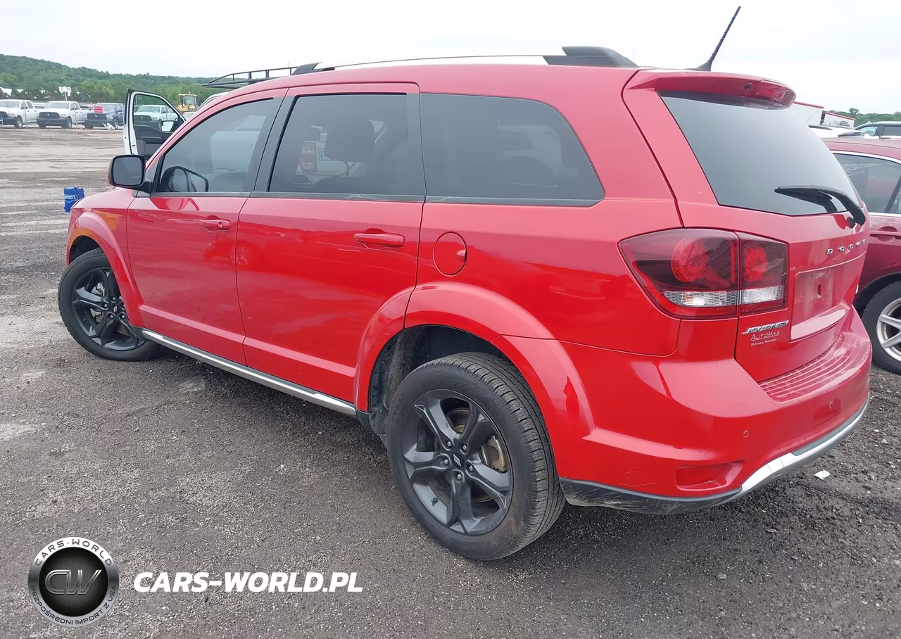 2018 Dodge Journey Crossroad VIN:3C4PDCGB8JT288561 - 3