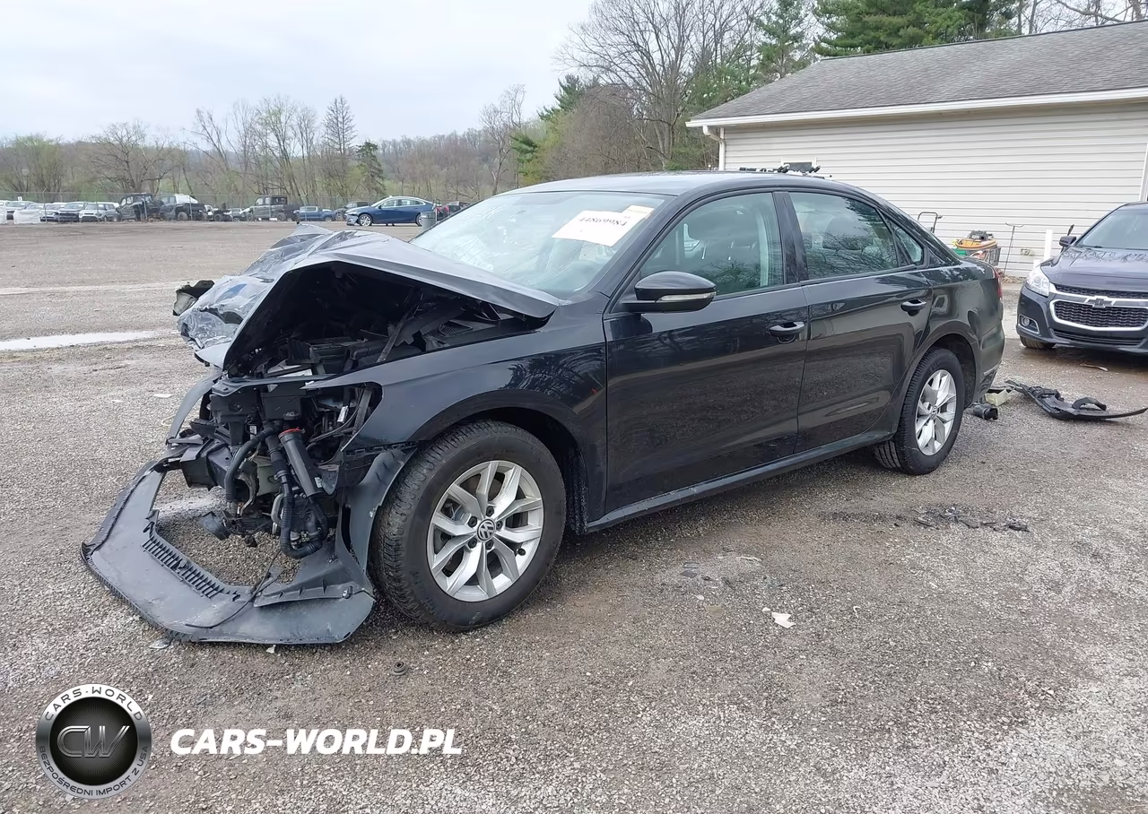2018 Volkswagen Passat 2.0T R-Line-2.0T S VIN:1VWAA7A33JC023787 - 2