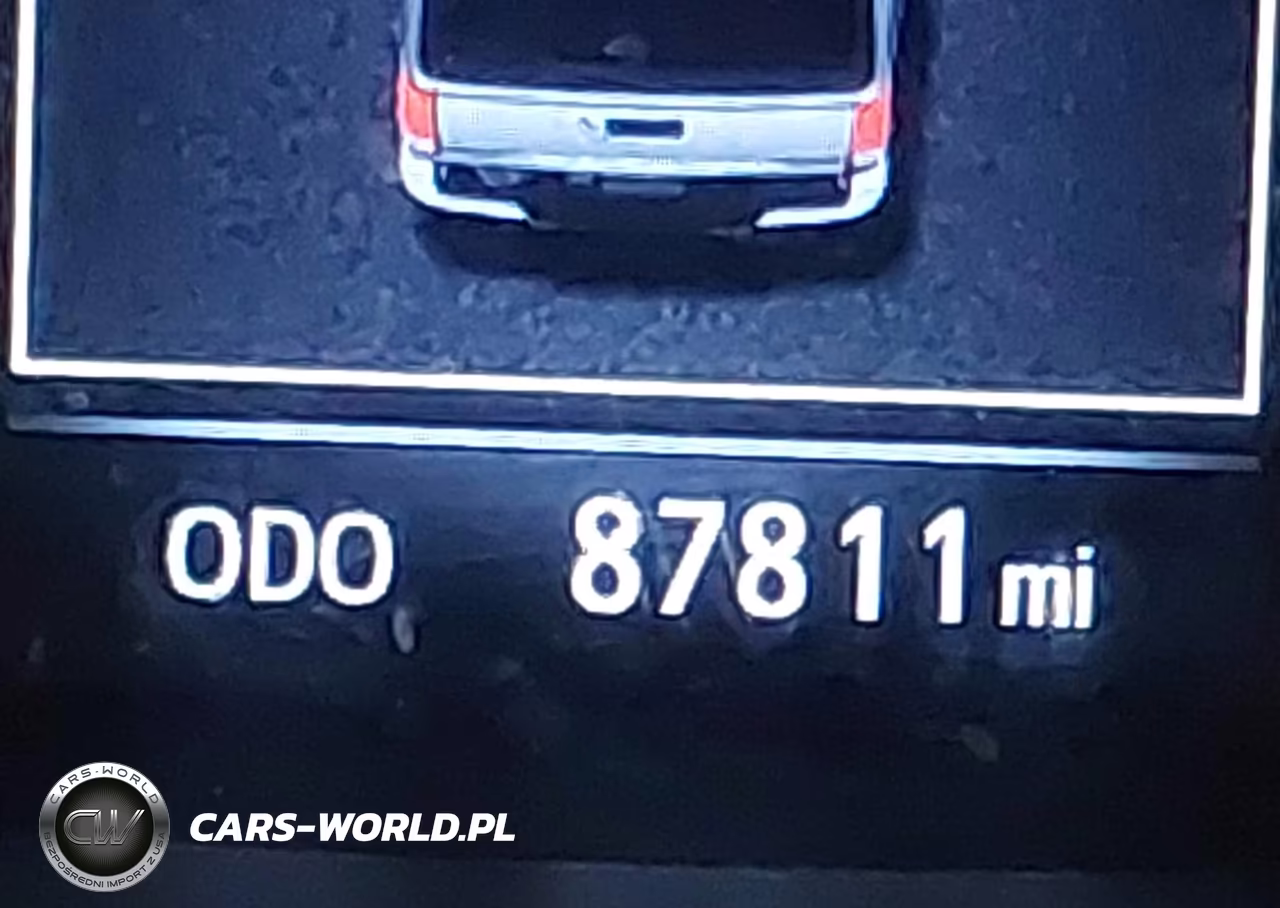 2018 Toyota Tacoma Trd Sport VIN:5TFCZ5AN7JX164770 - 16