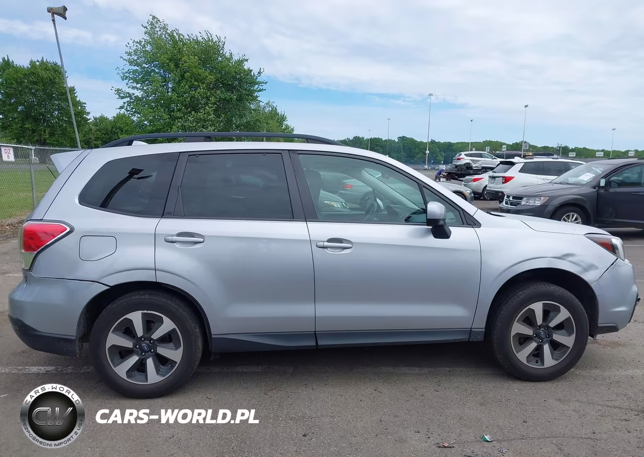 2018 Subaru Forester 2.5I Premium VIN:JF2SJAECXJH542998 - 14