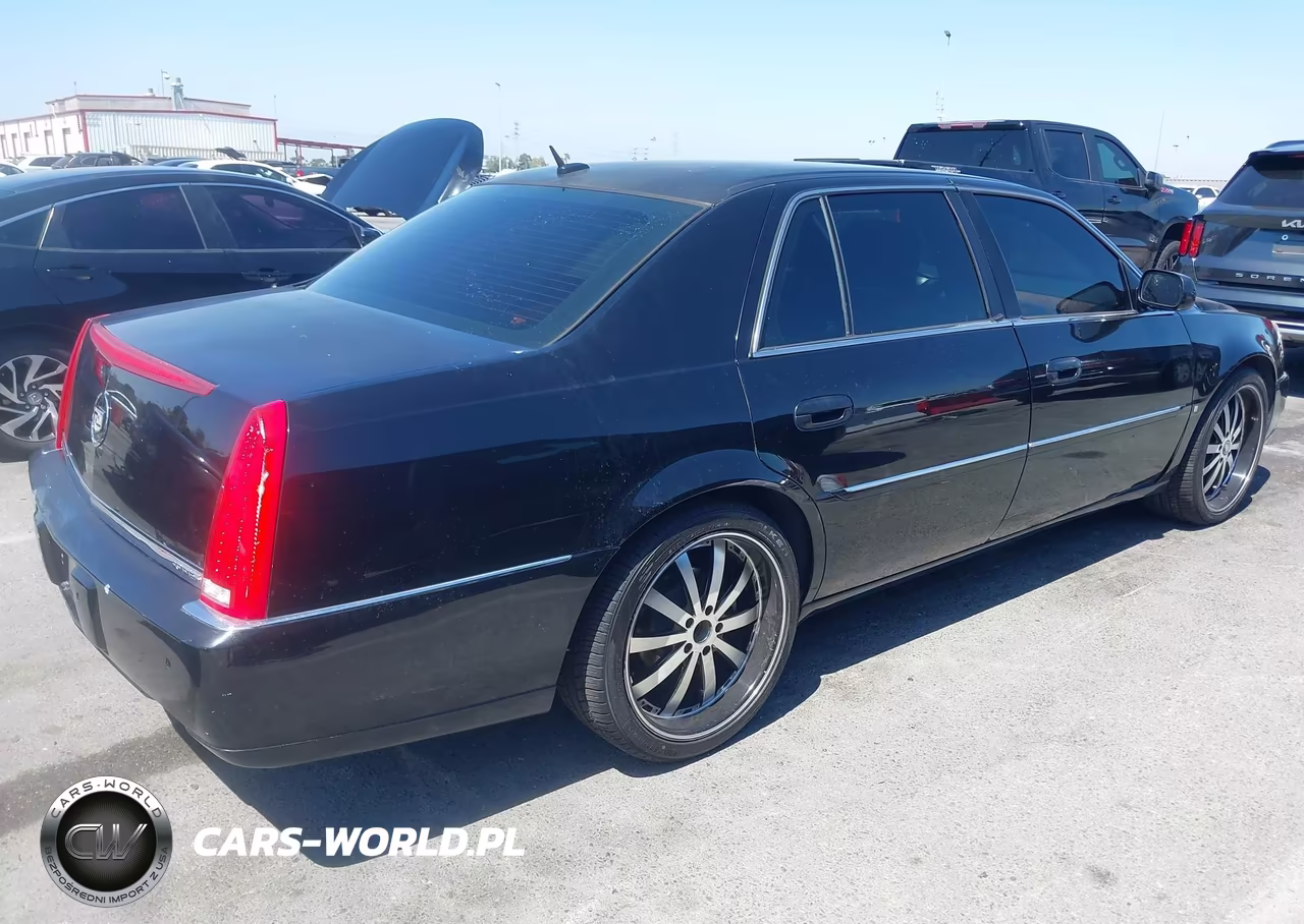 2007 Cadillac Dts Luxury Ii VIN:1G6KD57Y27U123214 - 4