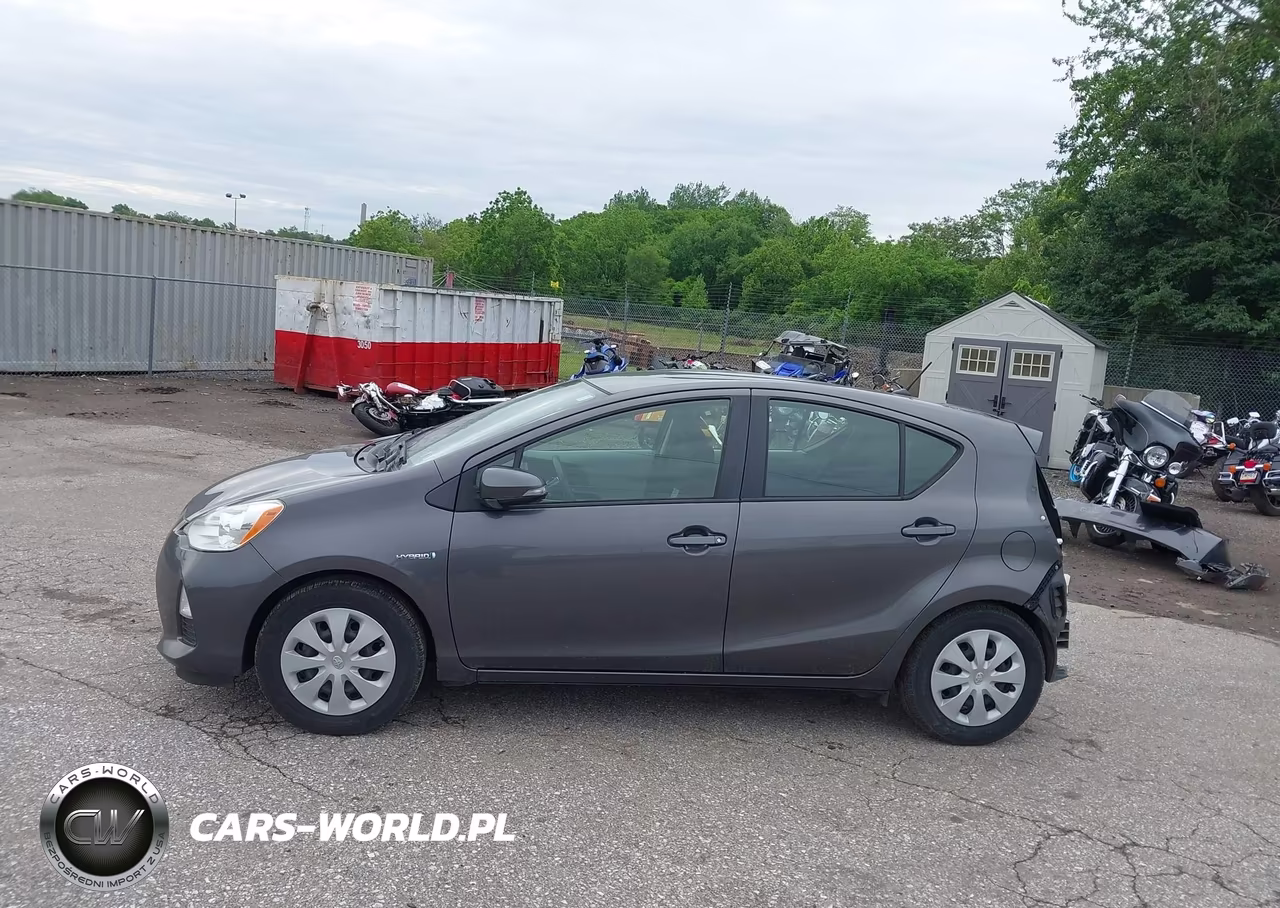 2014 Toyota Prius C Two VIN:JTDKDTB36E1567692 - 14
