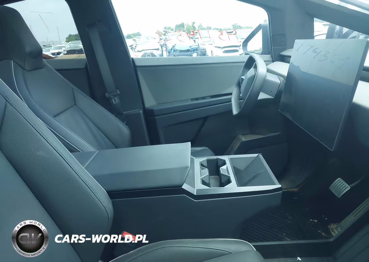 2024 Tesla Cybertruck VIN:7G2CEHEDXRA046176 - 5