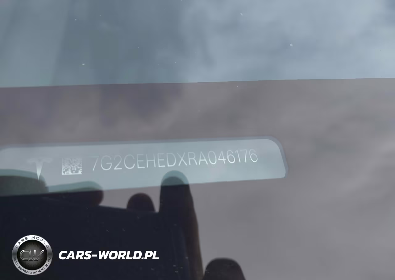 2024 Tesla Cybertruck VIN:7G2CEHEDXRA046176 - 9