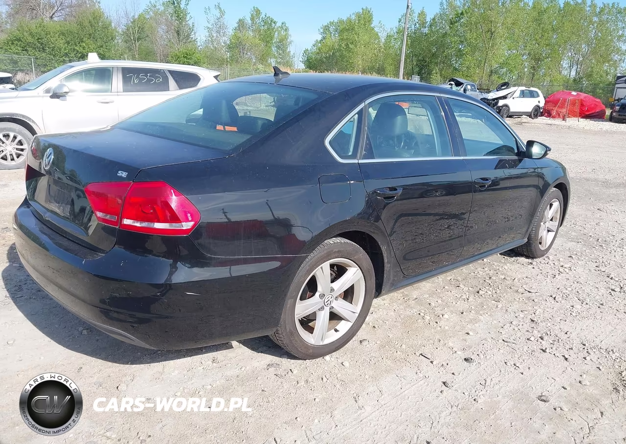 2012 Volkswagen Passat 2.5L Se VIN:1VWBH7A33CC068764 - 4
