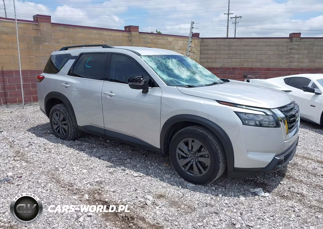 2023 Nissan Pathfinder Sv 4Wd – zdjęcie 1 z 17