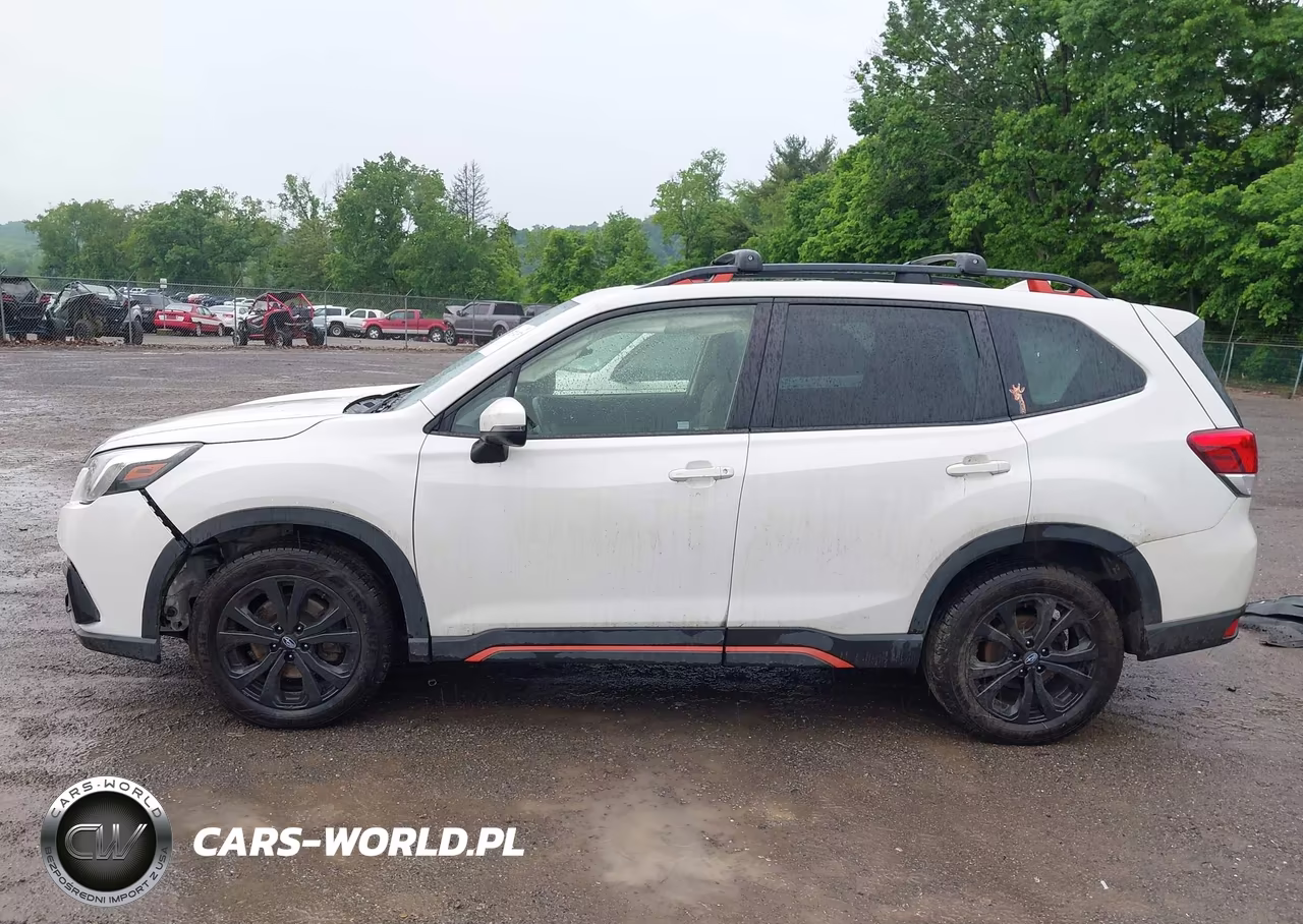 2023 Subaru Forester Sport VIN:JF2SKAJC5PH506082 - 15
