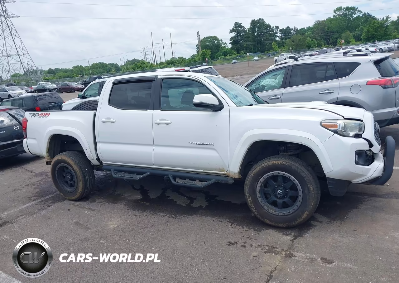 2018 Toyota Tacoma Trd Sport VIN:3TMCZ5AN0JM151218 - 13