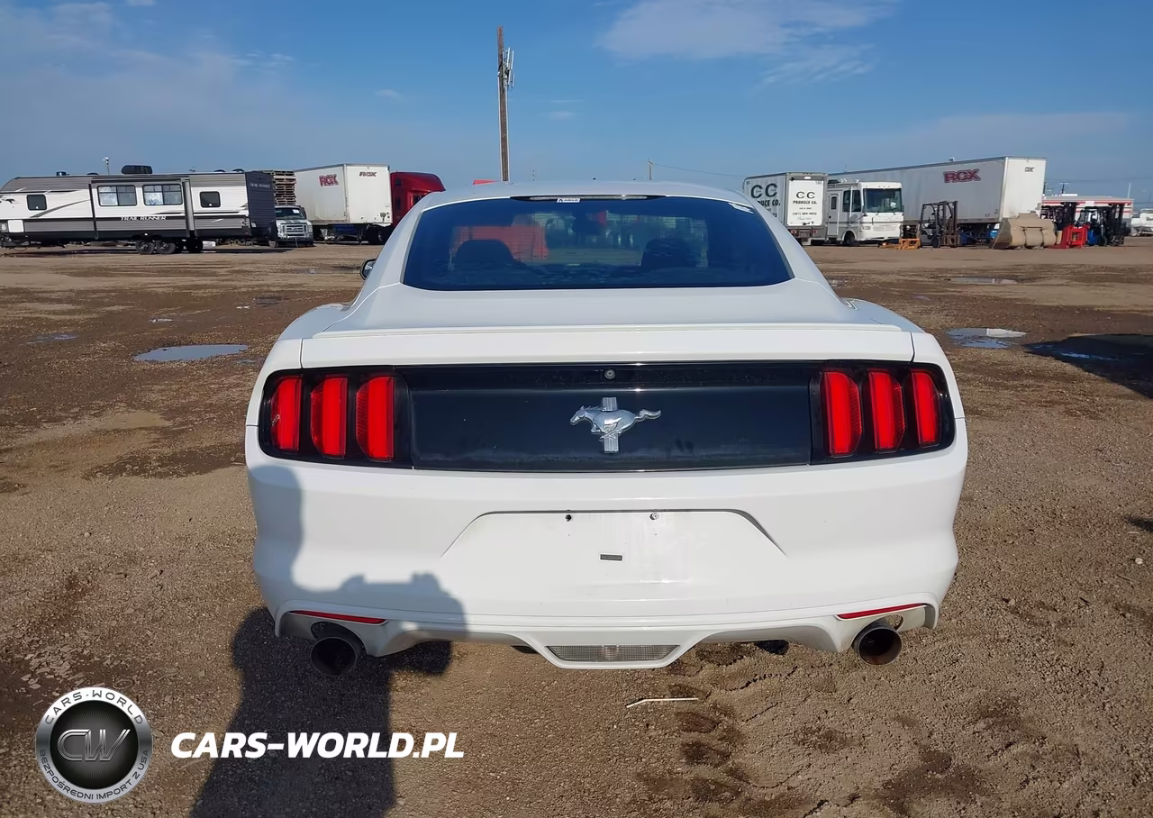 2016 Ford Mustang V6 VIN:1FA6P8AM0G5252050 - 16