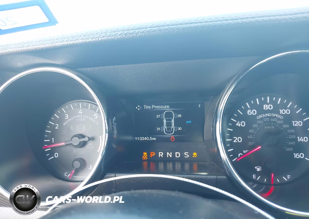 2016 Ford Mustang V6 VIN:1FA6P8AM0G5252050 - 7