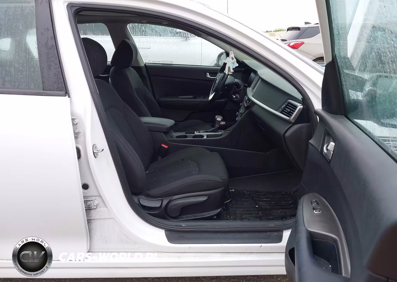 2019 Kia Optima Lx VIN:5XXGT4L33KG323169 - 5