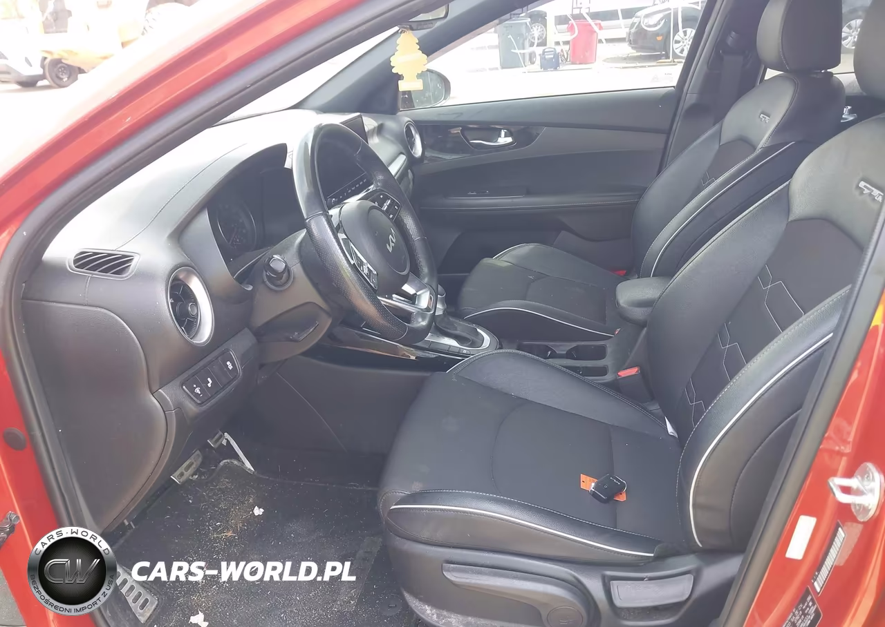 2022 Kia Forte Gt-Line VIN:3KPF54AD9NE441371 - 5