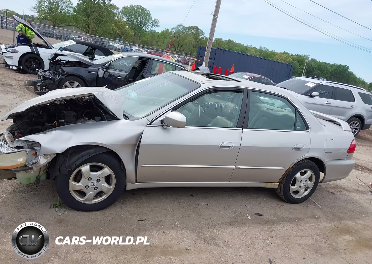 1999 Honda Accord Ex VIN:1HGCG5554XA113062 - 15