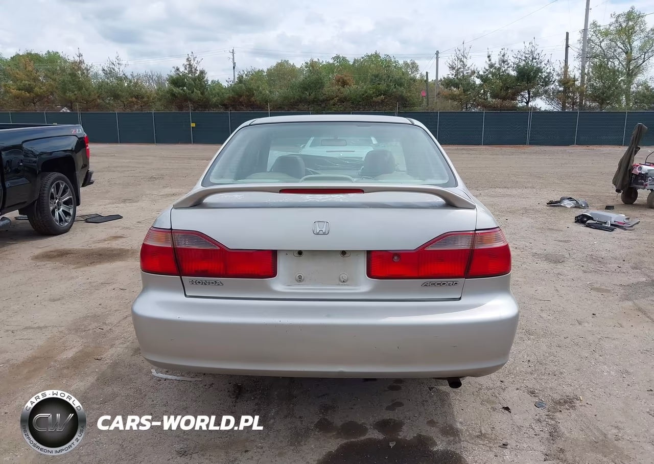1999 Honda Accord Ex VIN:1HGCG5554XA113062 - 17