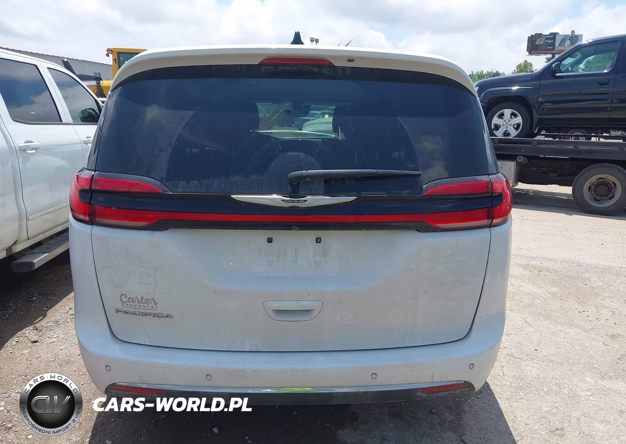 2023 Chrysler Pacifica Touring L VIN:2C4RC1BG9PR530515 - 17