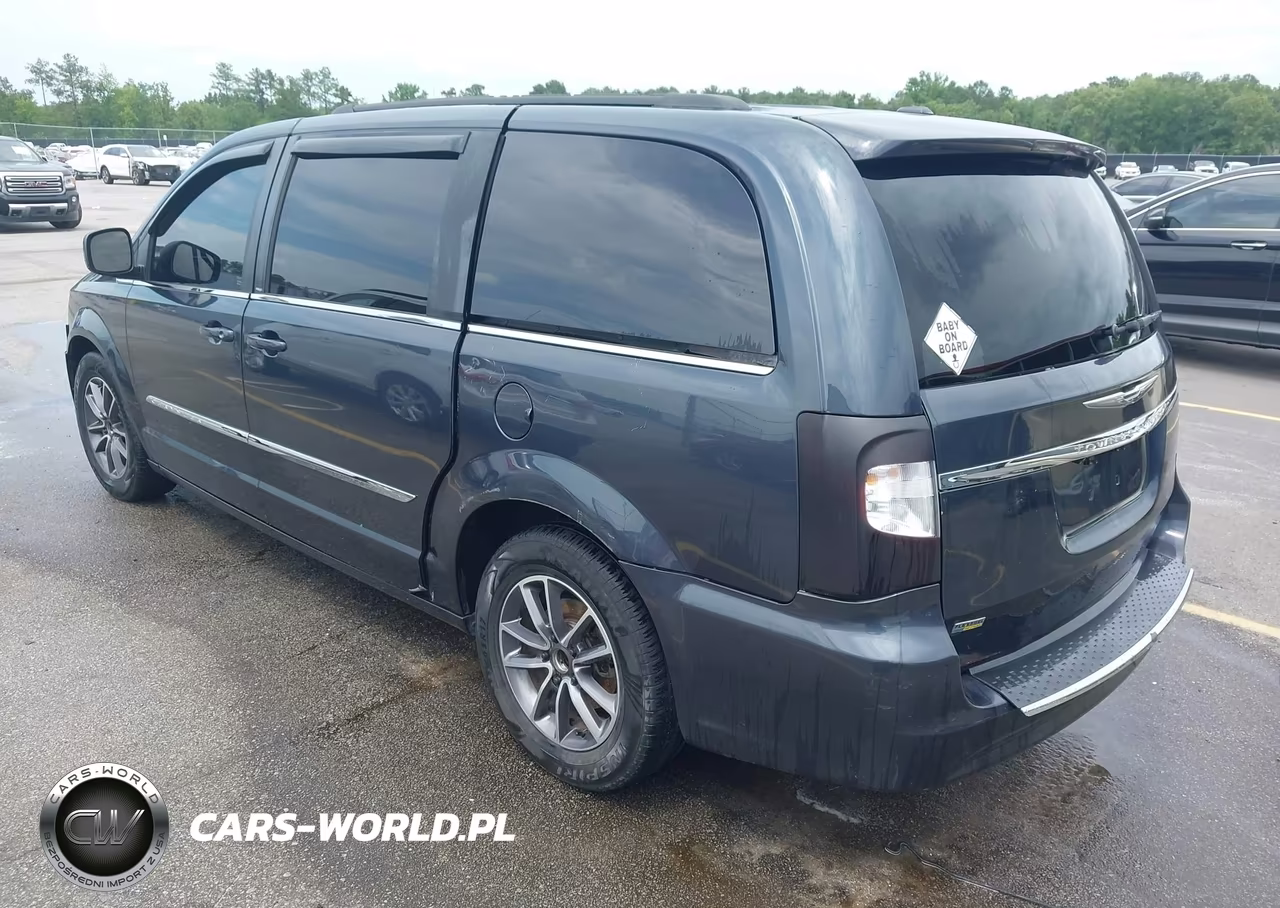 2013 Chrysler Town & Country Touring VIN:2C4RC1BG4DR637967 - 3