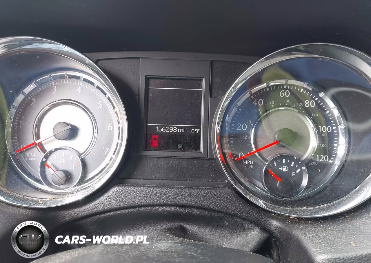2013 Chrysler Town & Country Touring VIN:2C4RC1BG4DR637967 - 7