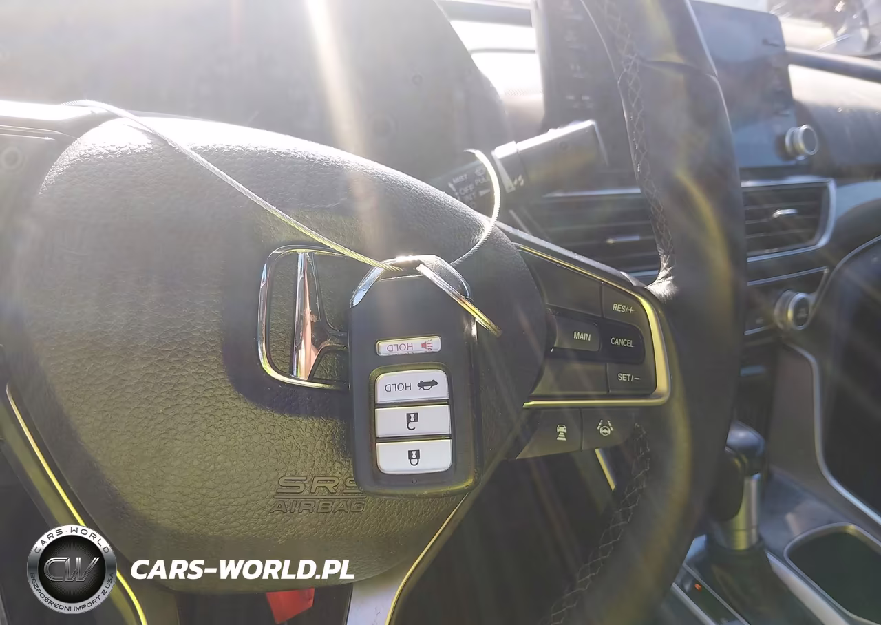 2018 Honda Accord Sport VIN:1HGCV1F3XJA221544 - 11