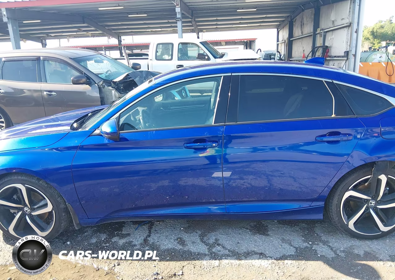 2018 Honda Accord Sport VIN:1HGCV1F3XJA221544 - 14
