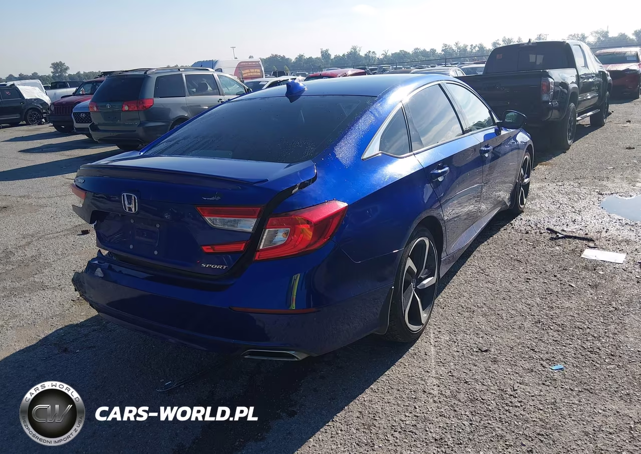 2018 Honda Accord Sport VIN:1HGCV1F3XJA221544 - 4