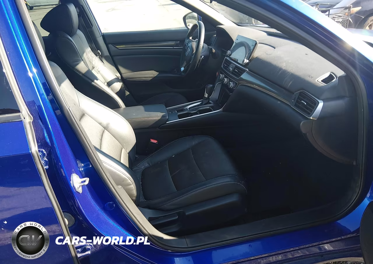2018 Honda Accord Sport VIN:1HGCV1F3XJA221544 - 5