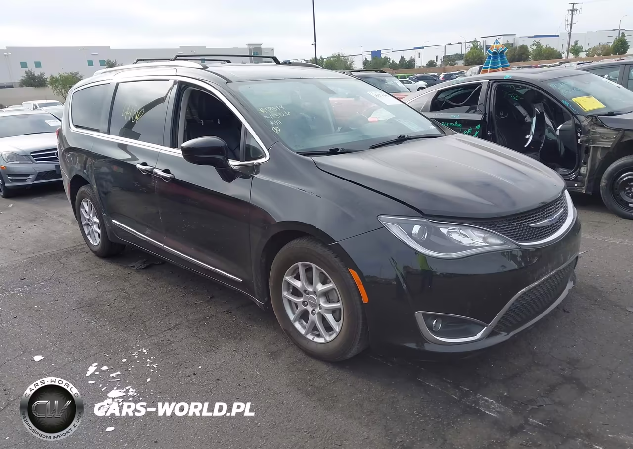 2020 Chrysler Pacifica Touring L VIN:2C4RC1BG4LR124748 - 12