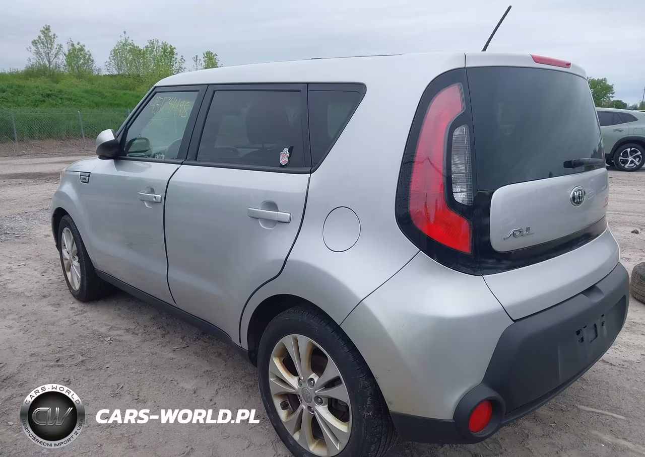 2015 Kia Soul + VIN:KNDJP3A56F7769243 - 3