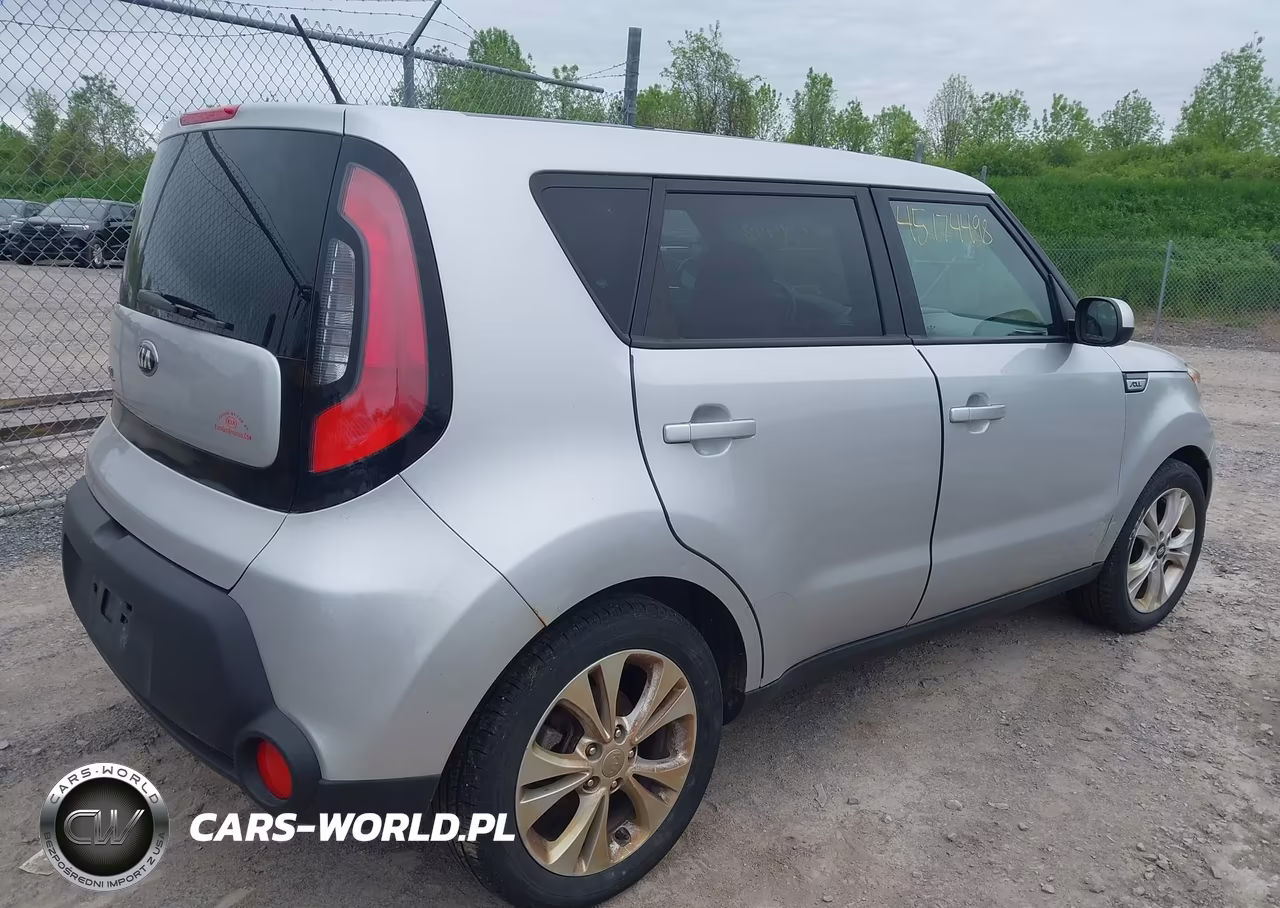 2015 Kia Soul + VIN:KNDJP3A56F7769243 - 4