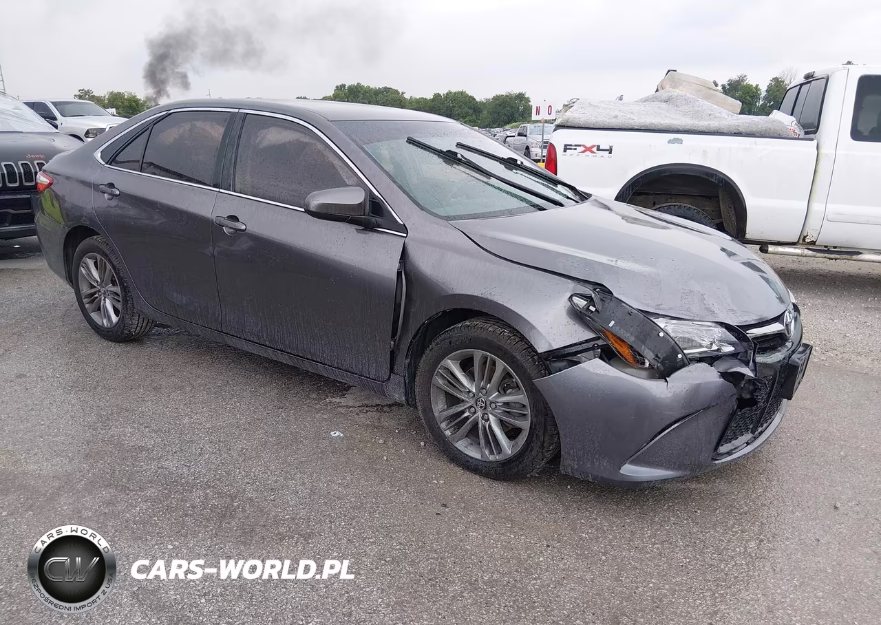 2016 Toyota Camry Se – zdjęcie 1 z 16