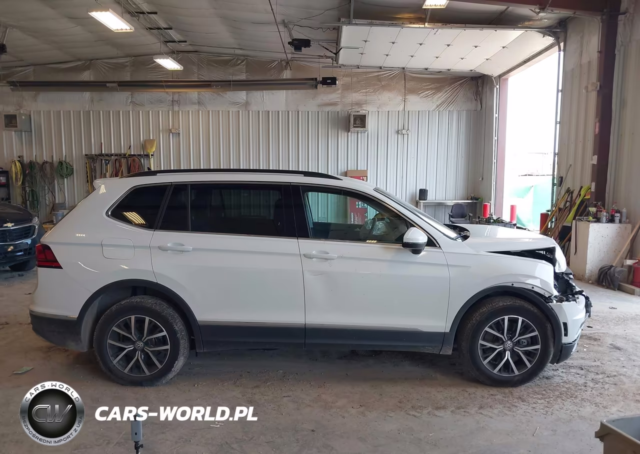 2020 Volkswagen Tiguan 2.0T Se-2.0T Se R-Line Black-2.0T Sel VIN:3VV2B7AX1LM149883 - 13
