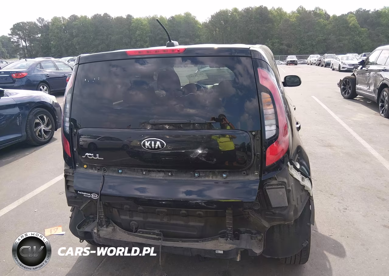 2017 Kia Soul + VIN:KNDJP3A50H7442663 - 17