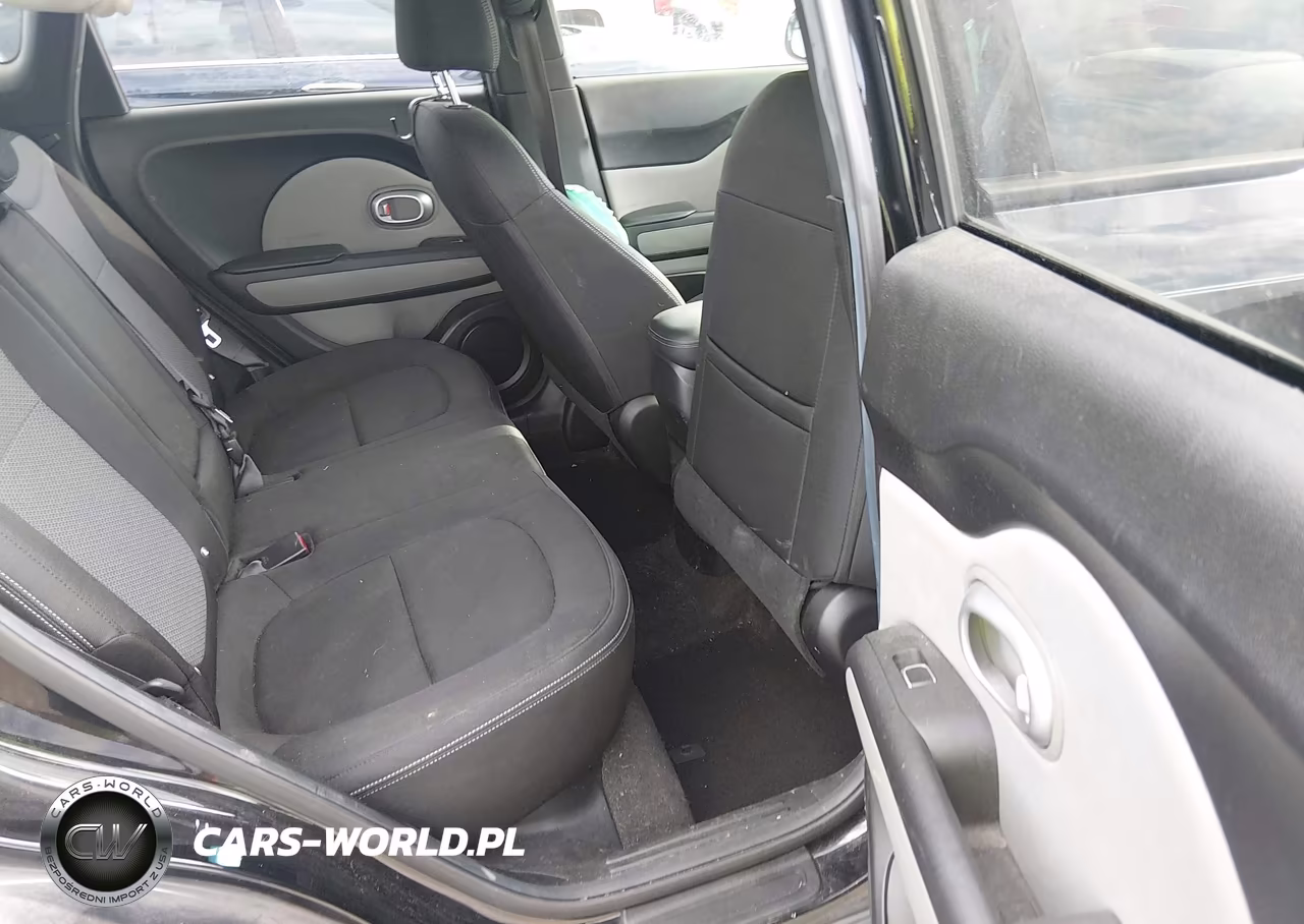 2017 Kia Soul + VIN:KNDJP3A50H7442663 - 8