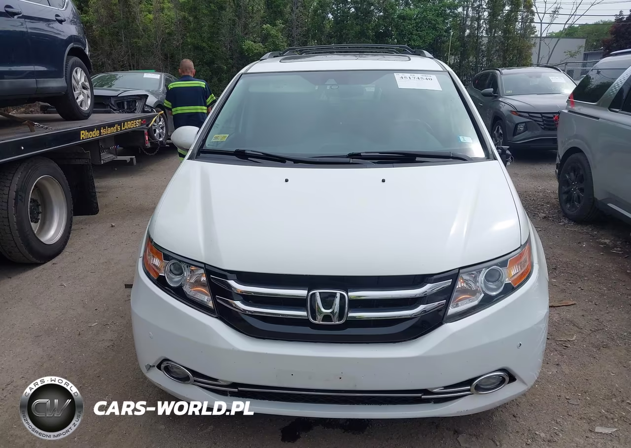2014 Honda Odyssey Touring VIN:5FNRL5H95EB021370 - 12