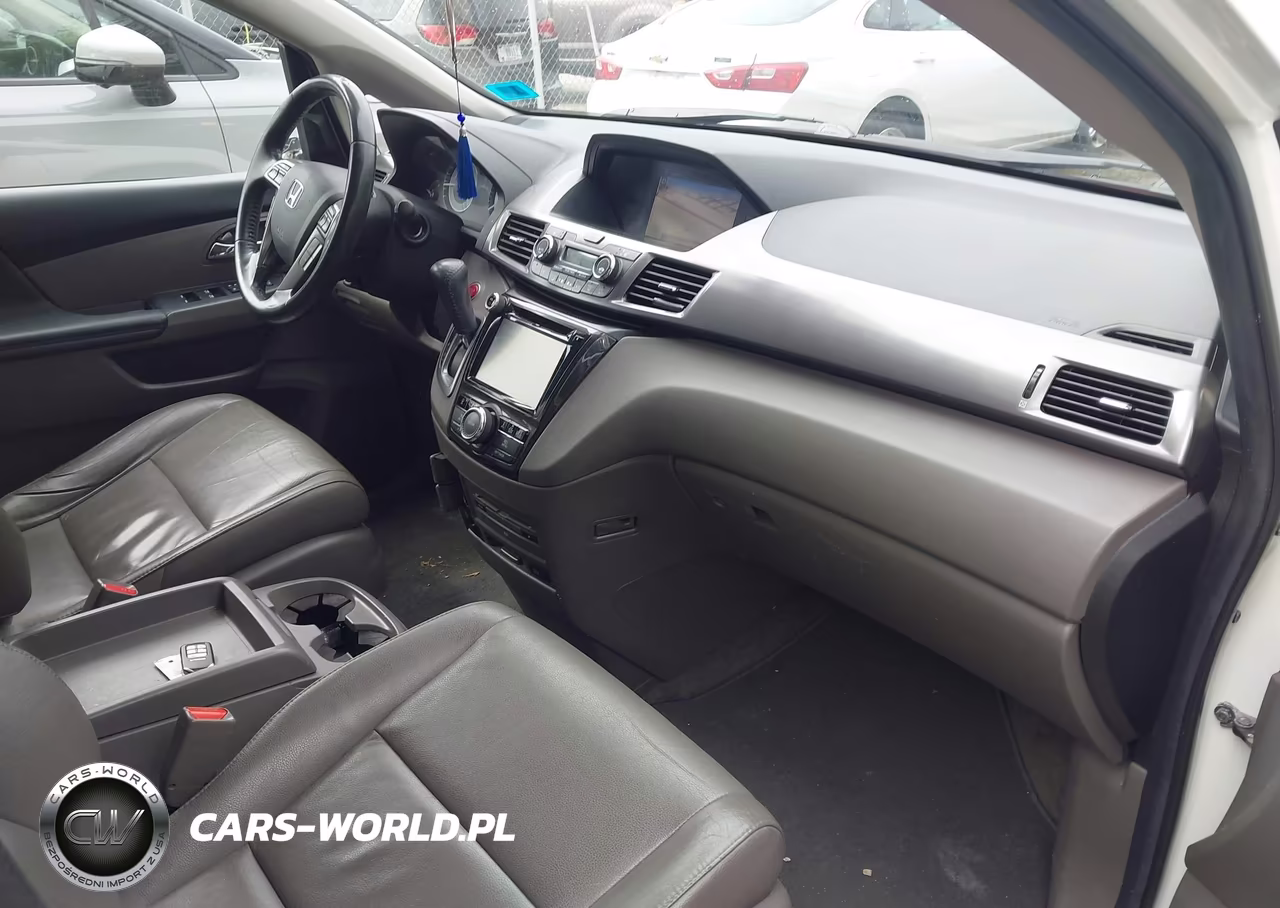 2014 Honda Odyssey Touring VIN:5FNRL5H95EB021370 - 5