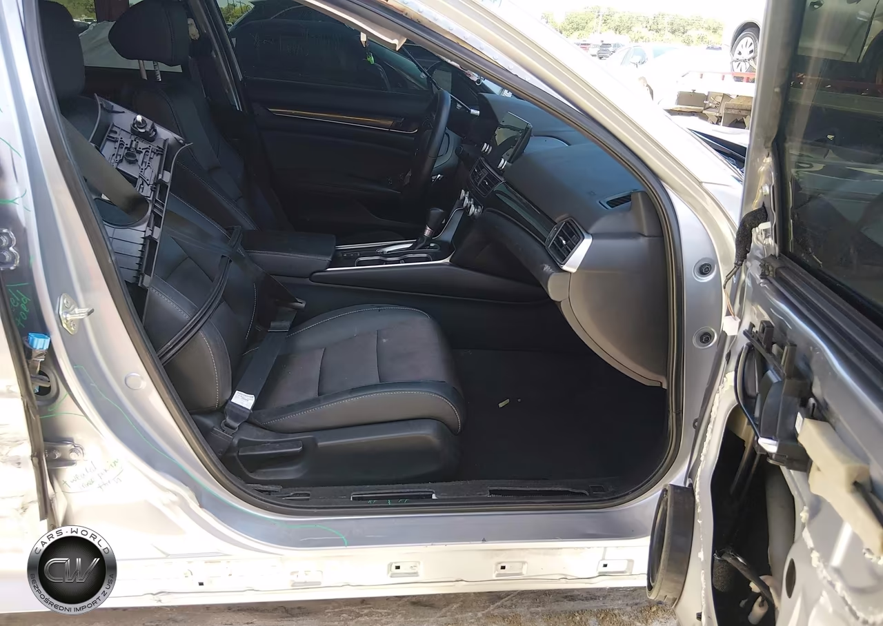 2020 Honda Accord Sport VIN:1HGCV1F31LA138118 - 5
