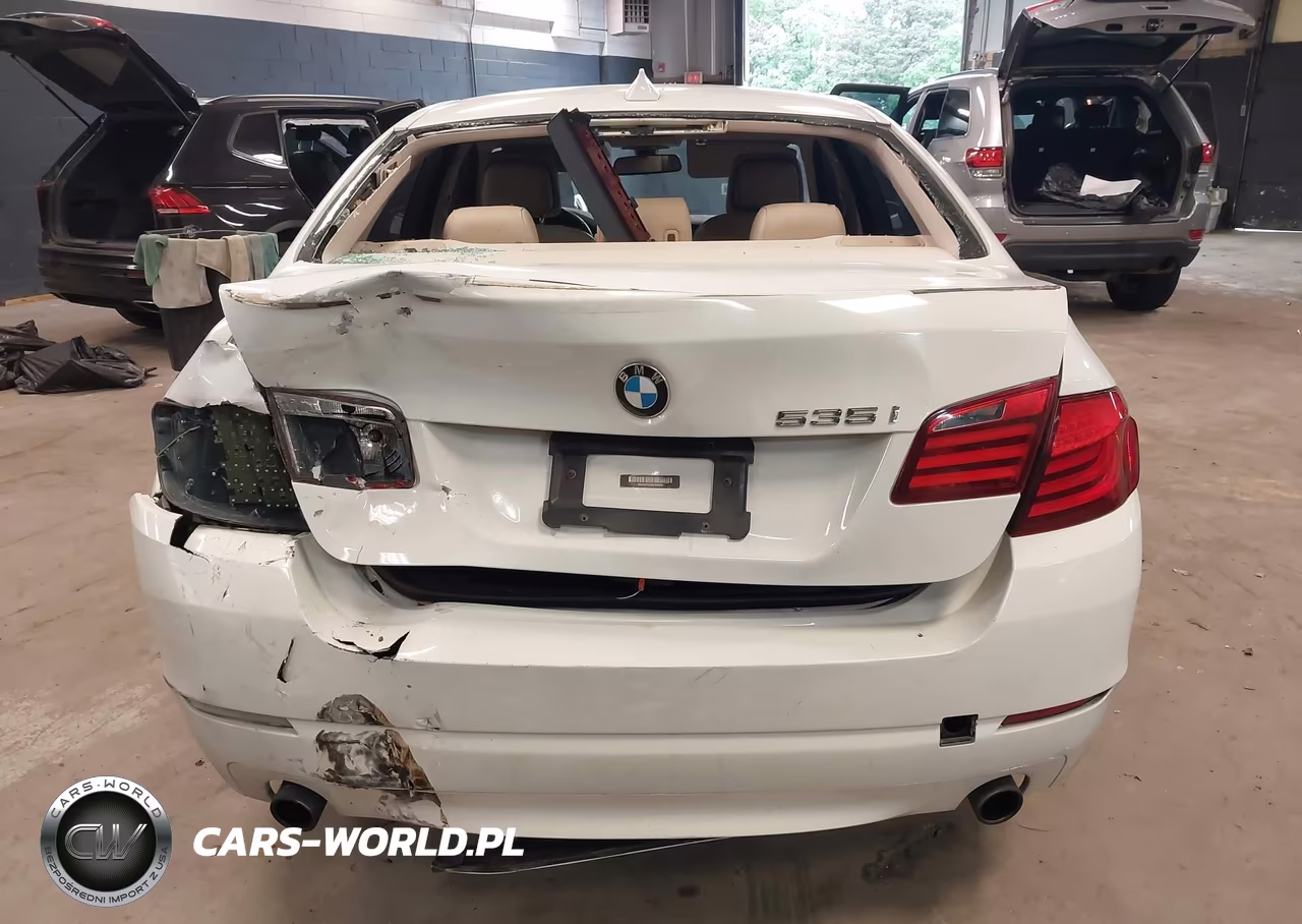 2011 BMW 535I VIN:WBAFR7C55BC806995 - 16