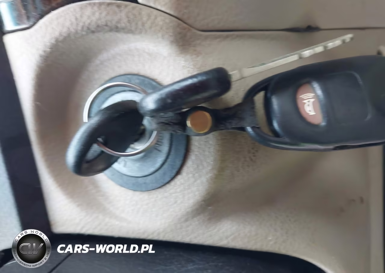 2010 Hyundai Santa Fe Gls VIN:5NMSG3AB3AH338547 - 11