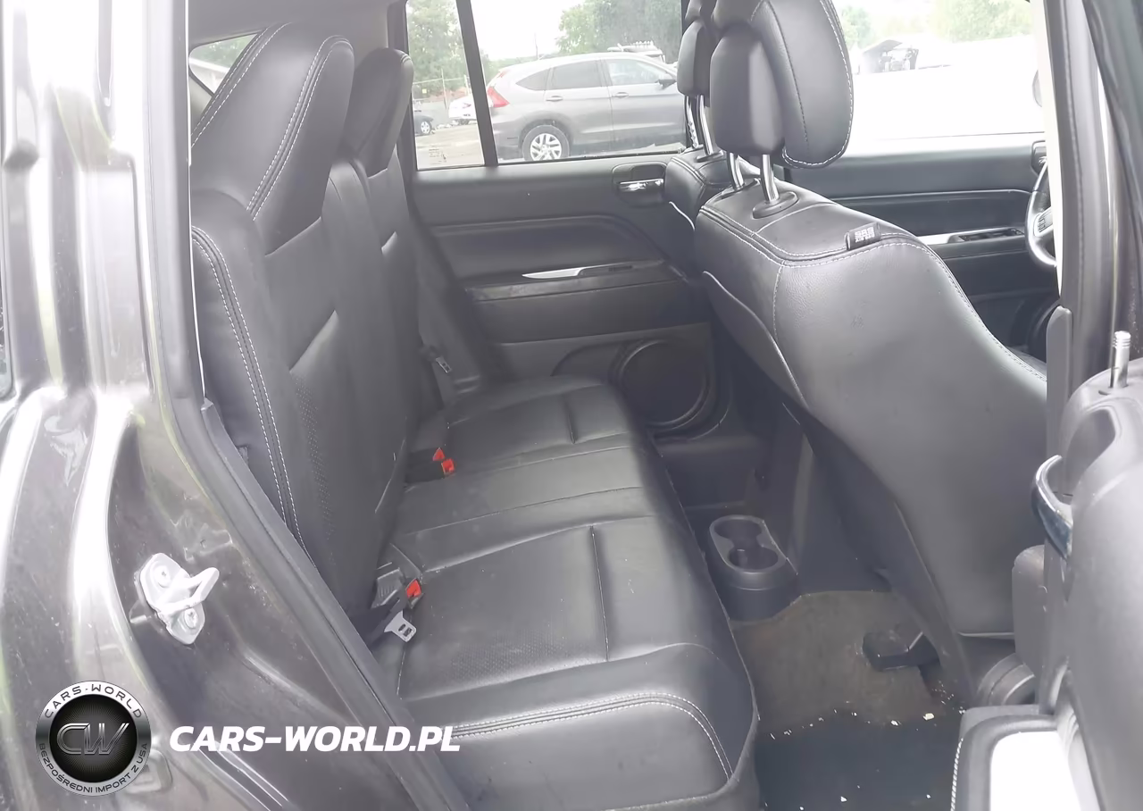 2016 Jeep Compass High Altitude Edition VIN:1C4NJCEA3GD738173 - 8