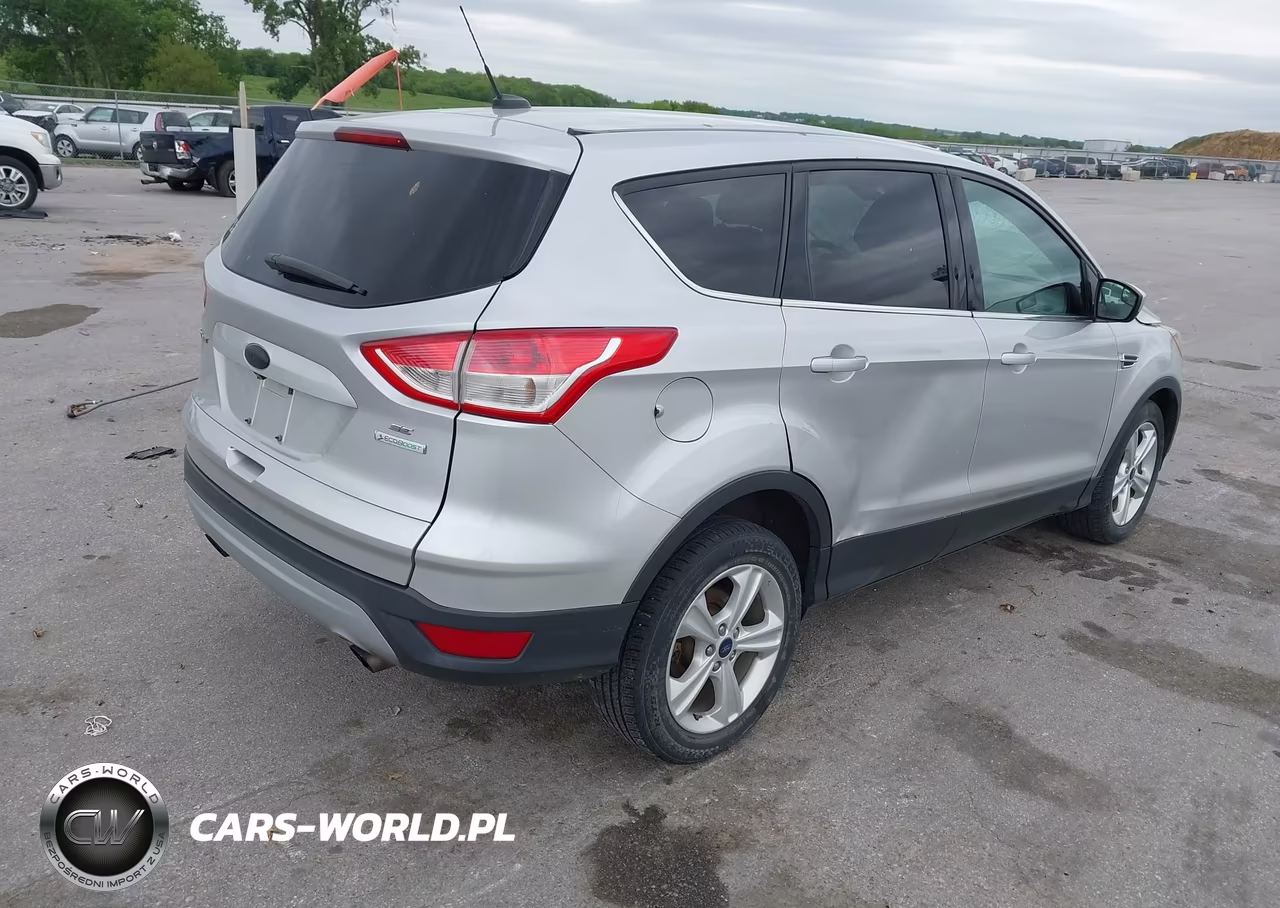 2015 Ford Escape Se VIN:1FMCU0GX6FUA88764 - 4