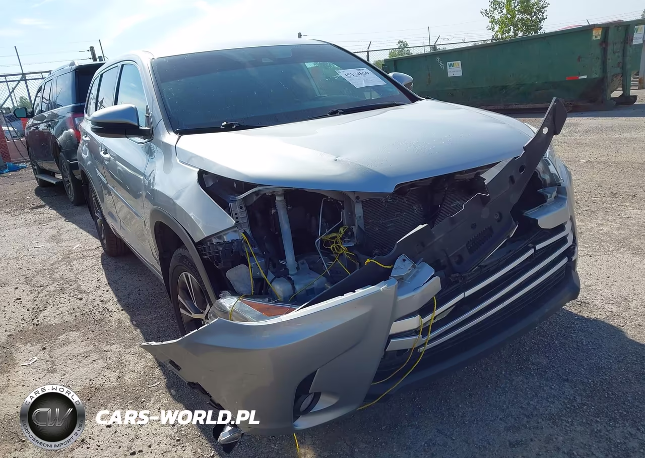 2018 Toyota Highlander Le Plus – zdjęcie 1 z 16
