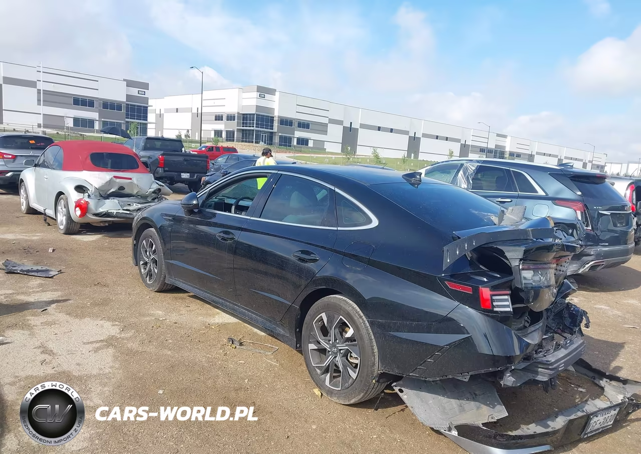 2024 Hyundai Sonata Sel VIN:KMHL64JA6RA385223 - 3