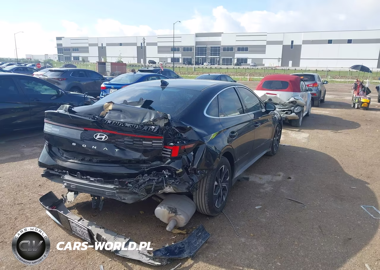 2024 Hyundai Sonata Sel VIN:KMHL64JA6RA385223 - 4