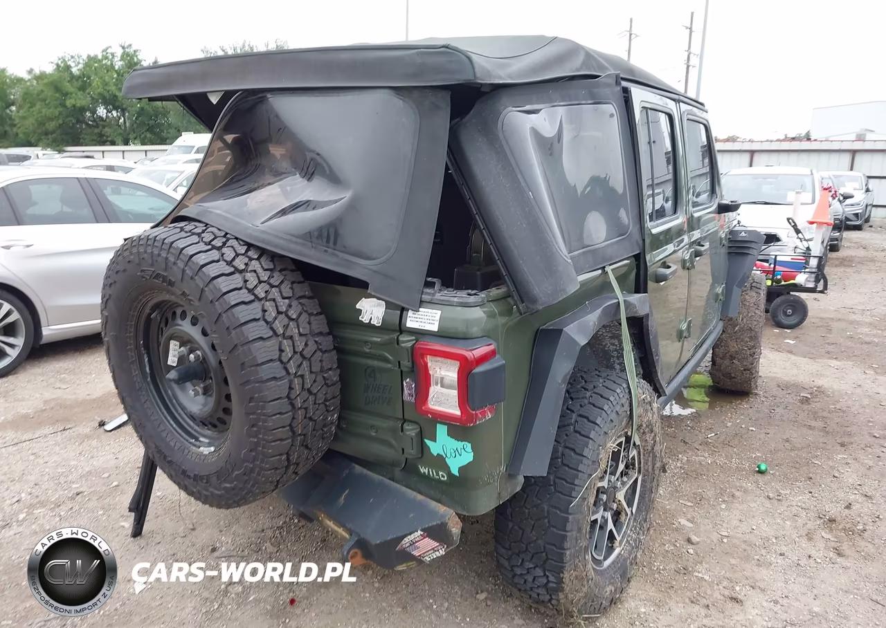 2021 Jeep Wrangler Unlimited Willys Sport 4X4 VIN:1C4HJXDN2MW542458 - 4