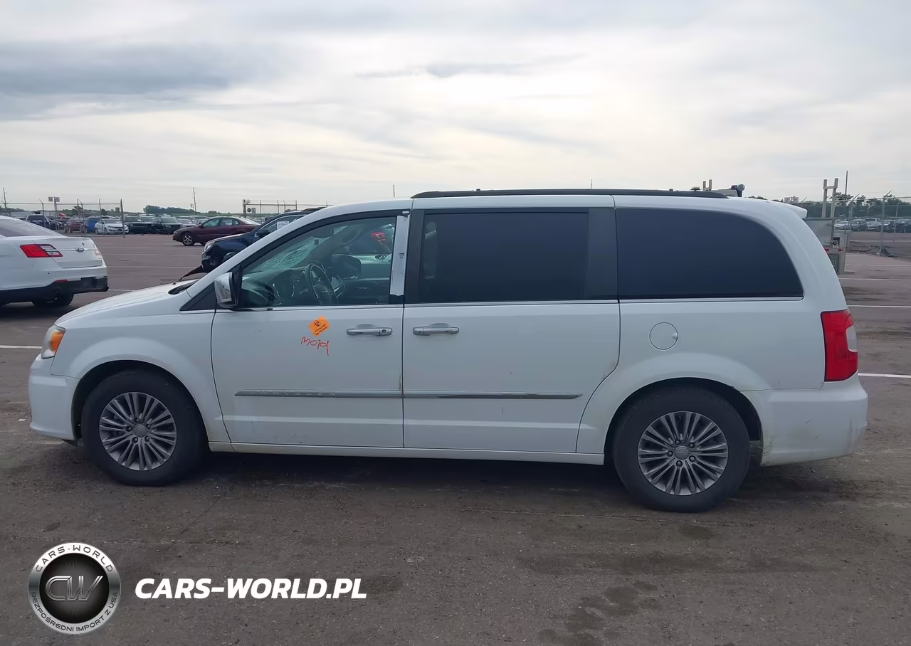 2014 Chrysler Town & Country Touring-L VIN:2C4RC1CG8ER461926 - 14
