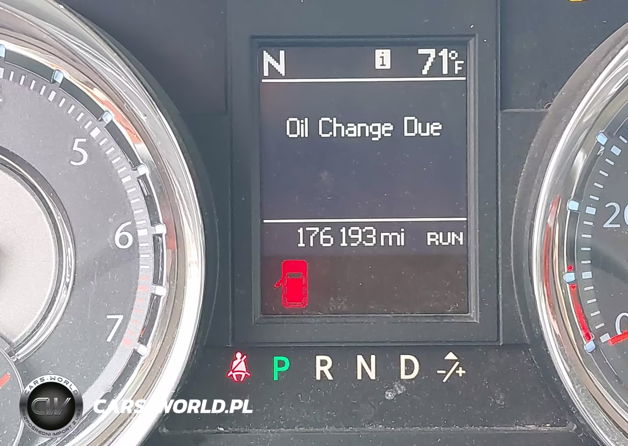 2014 Chrysler Town & Country Touring-L VIN:2C4RC1CG8ER461926 - 15