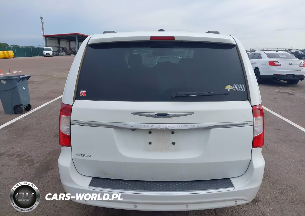 2014 Chrysler Town & Country Touring-L VIN:2C4RC1CG8ER461926 - 16
