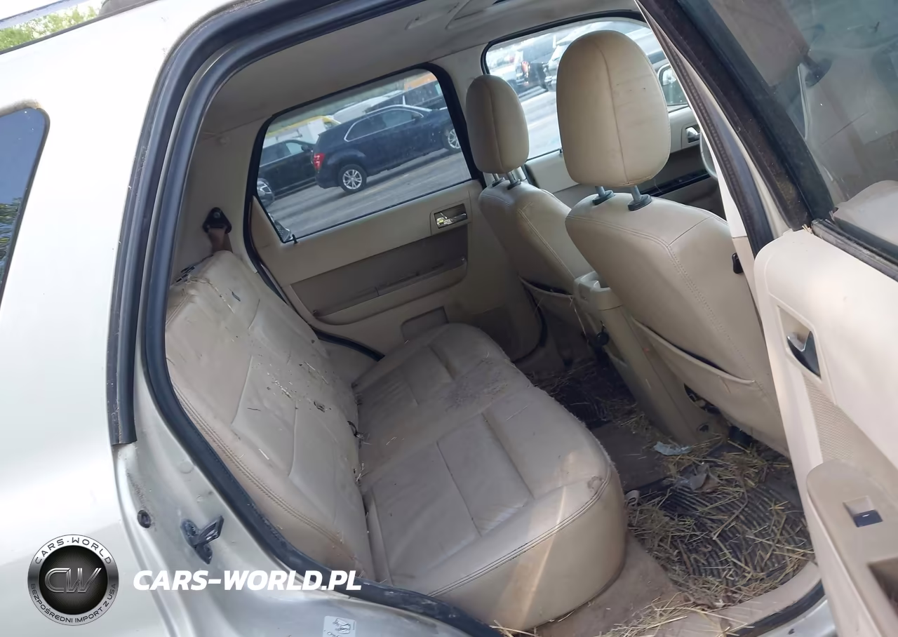 2011 Ford Escape Limited VIN:1FMCU9EG2BKC66408 - 8