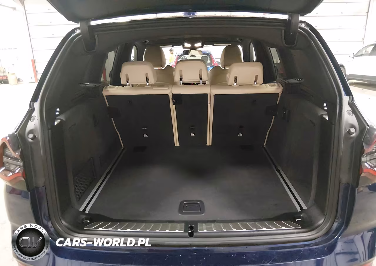 2022 BMW X3 xDrive30I VIN:5UX53DP07N9L26146 - 17