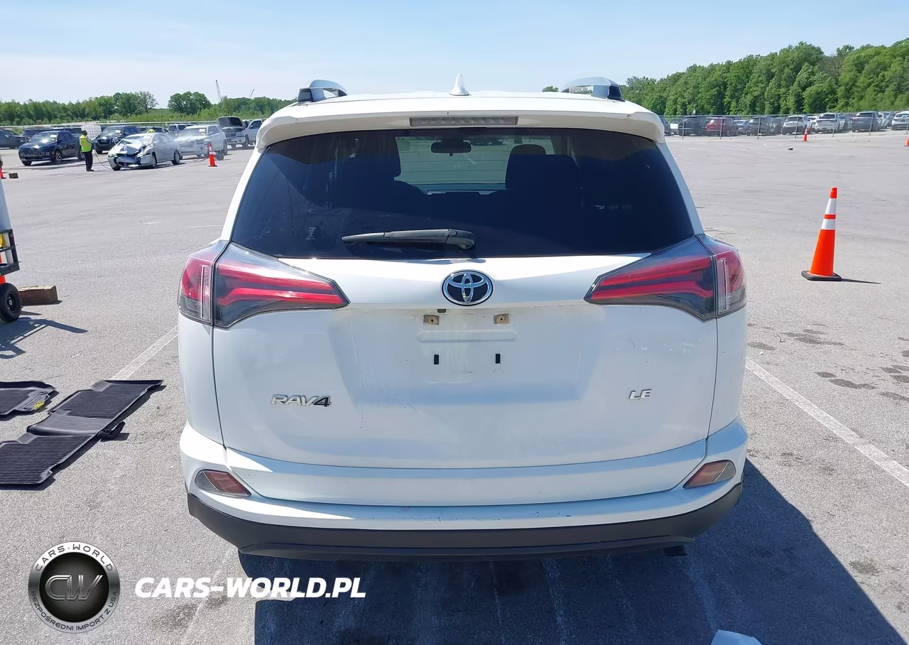 2018 Toyota Rav4 Le VIN:JTMZFREV4JJ166869 - 16